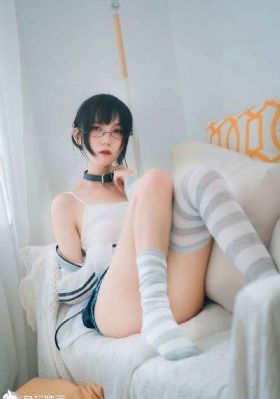 国产精品秘入口一区二区_国语版高清