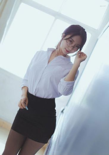 免费无码又爽又刺激A片蜜忧_720在线播放观看