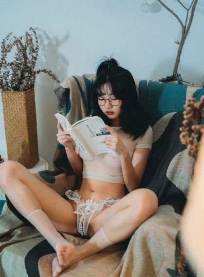 人妻丰满熟妇av无码区乱_超清影视在线观看