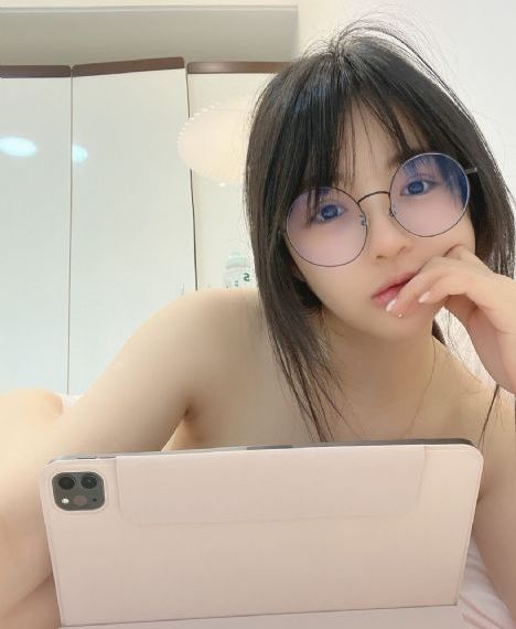 野花香视频AV一区二区_高清版日韩电影在线