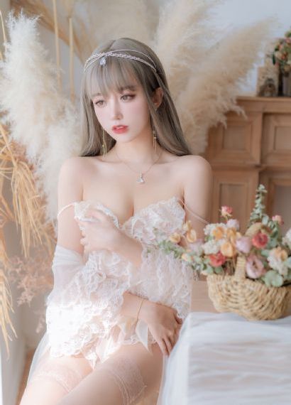 亚洲无码他人妻中_国产剧高清完整版播放