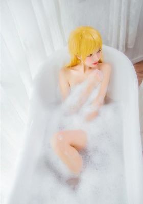 日韩美女更多精品_HD在线视频观看